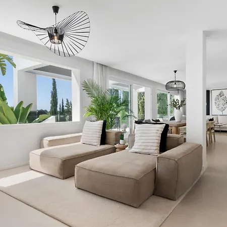 Villa Vivi Homes -villa Carat Pool, Cinema, Golf & Terrace *