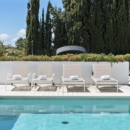 Vivi Homes -villa Carat Pool, Cinema, Golf & Terrace Estepona