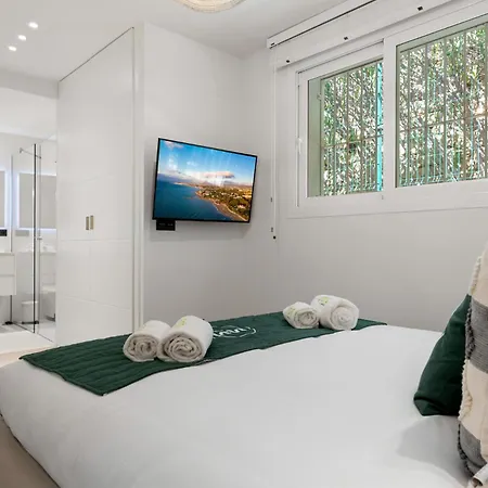 Vivi Homes -villa Carat Pool, Cinema, Golf & Terrace Estepona