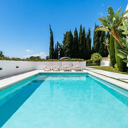 Vivi Homes -villa Carat Pool, Cinema, Golf & Terrace